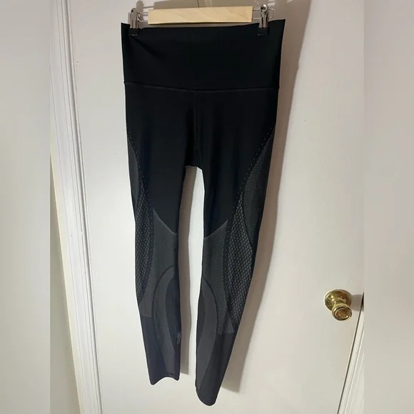 Lululemon Mapped Out High-Rise Tight 28” - Picture 4 of 9